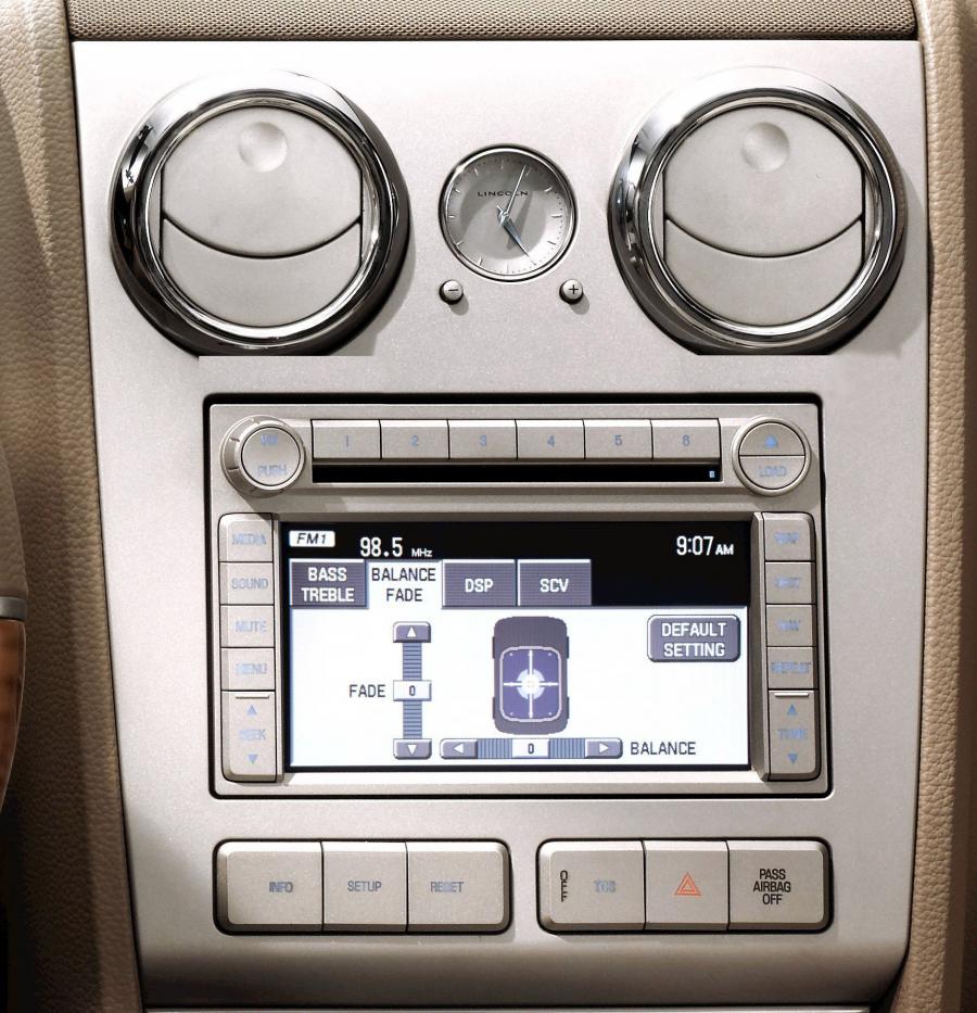  Lincoln MKZ 2007 года  (фото 37 из 64)